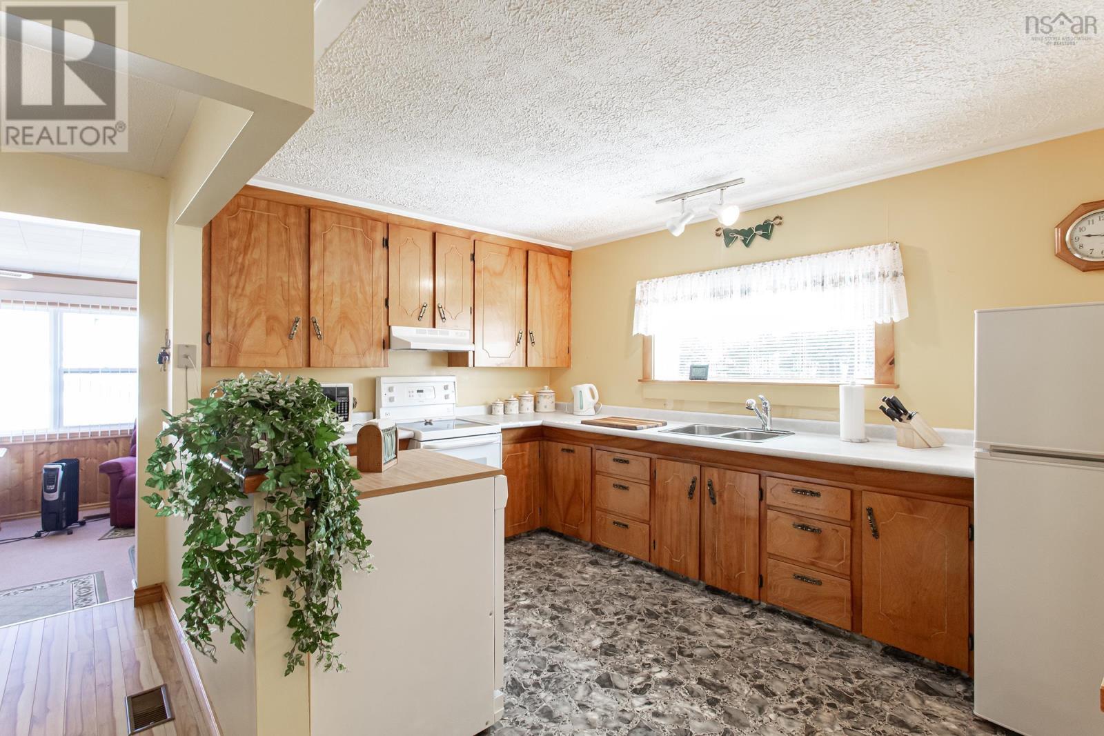 975 Parker Mountain Road, Parkers Cove, Nova Scotia  B0S 1A0 - Photo 13 - 202509215