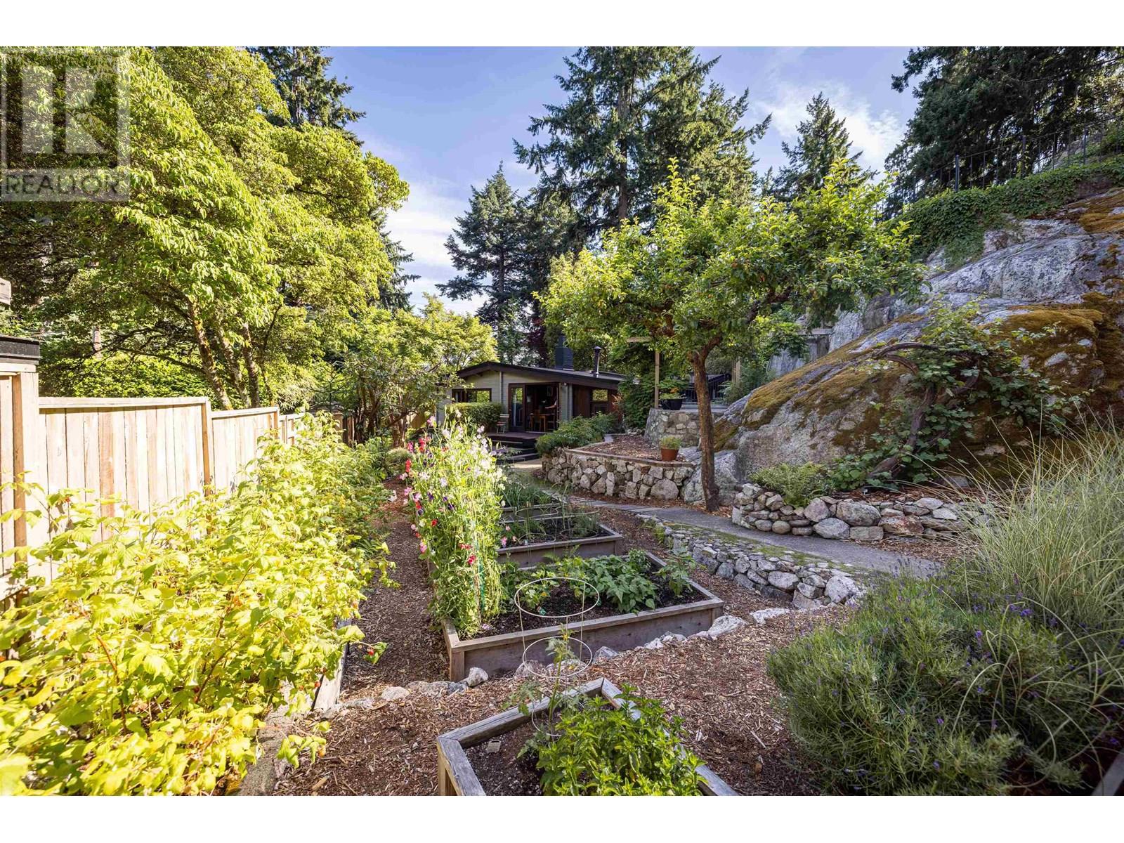 5817 Eagle Island, West Vancouver, British Columbia  V7W 1V6 - Photo 27 - R3020861