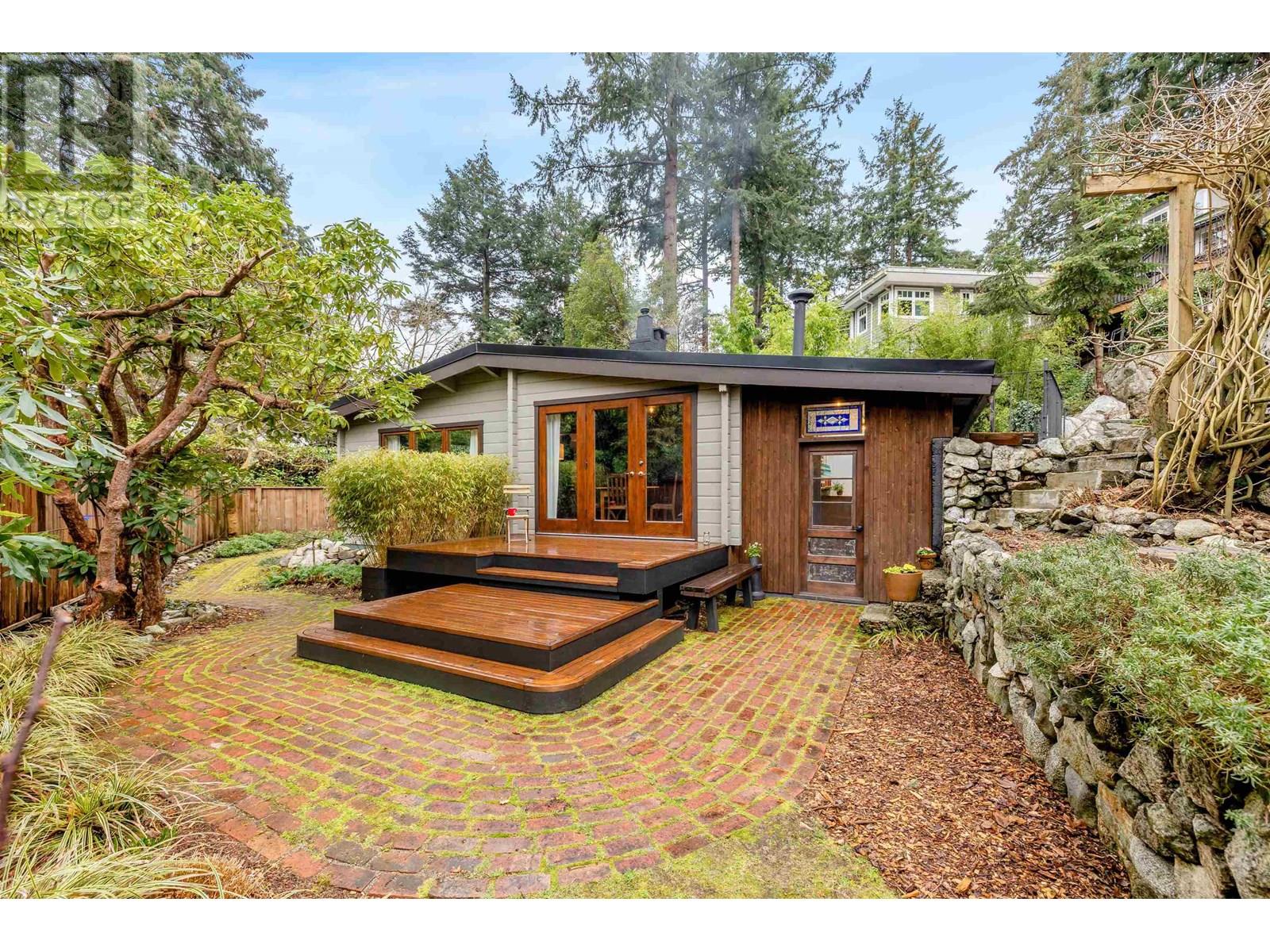 5817 Eagle Island, West Vancouver, British Columbia  V7W 1V6 - Photo 10 - R3020861