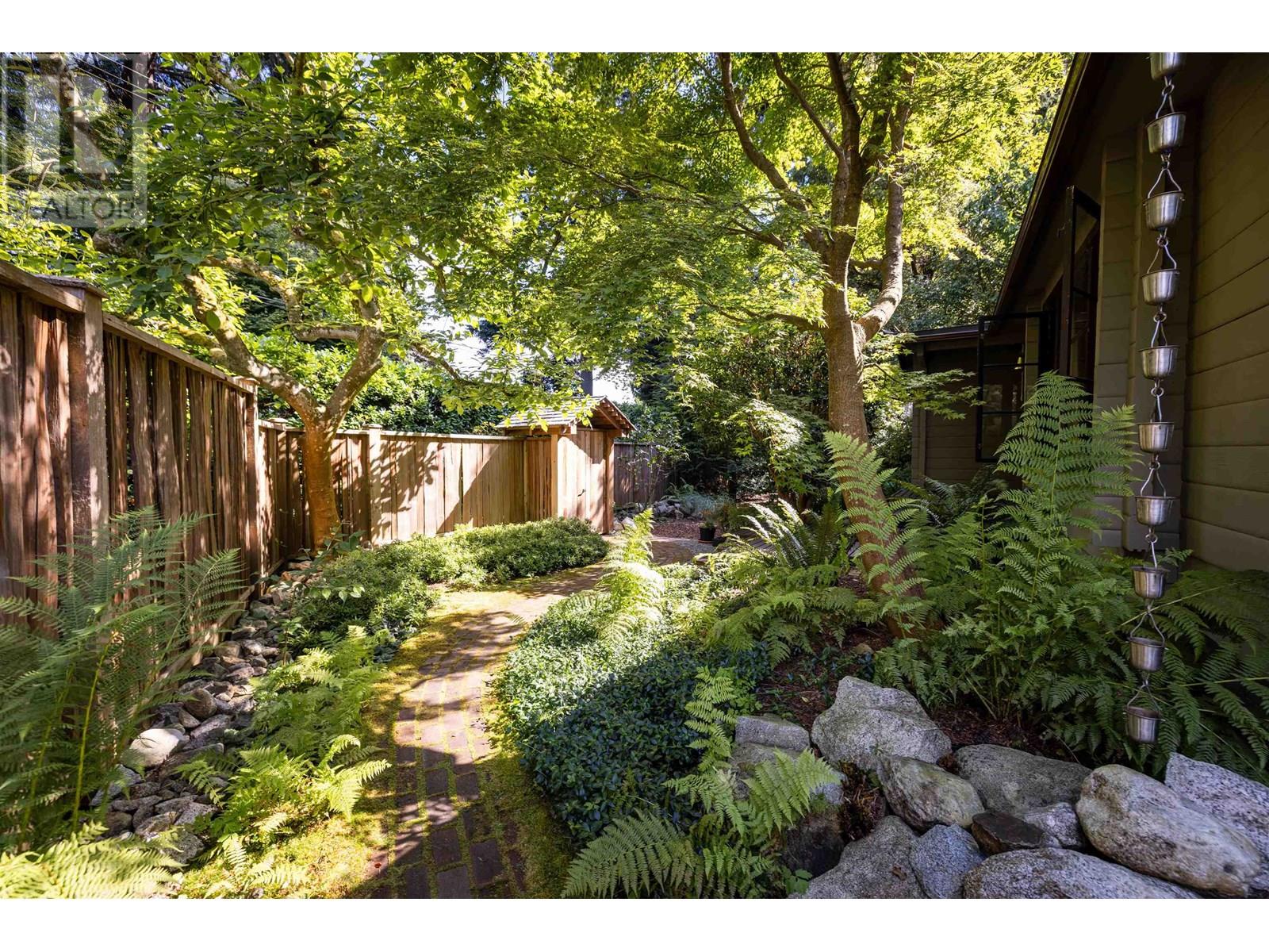 5817 Eagle Island, West Vancouver, British Columbia  V7W 1V6 - Photo 26 - R3020861