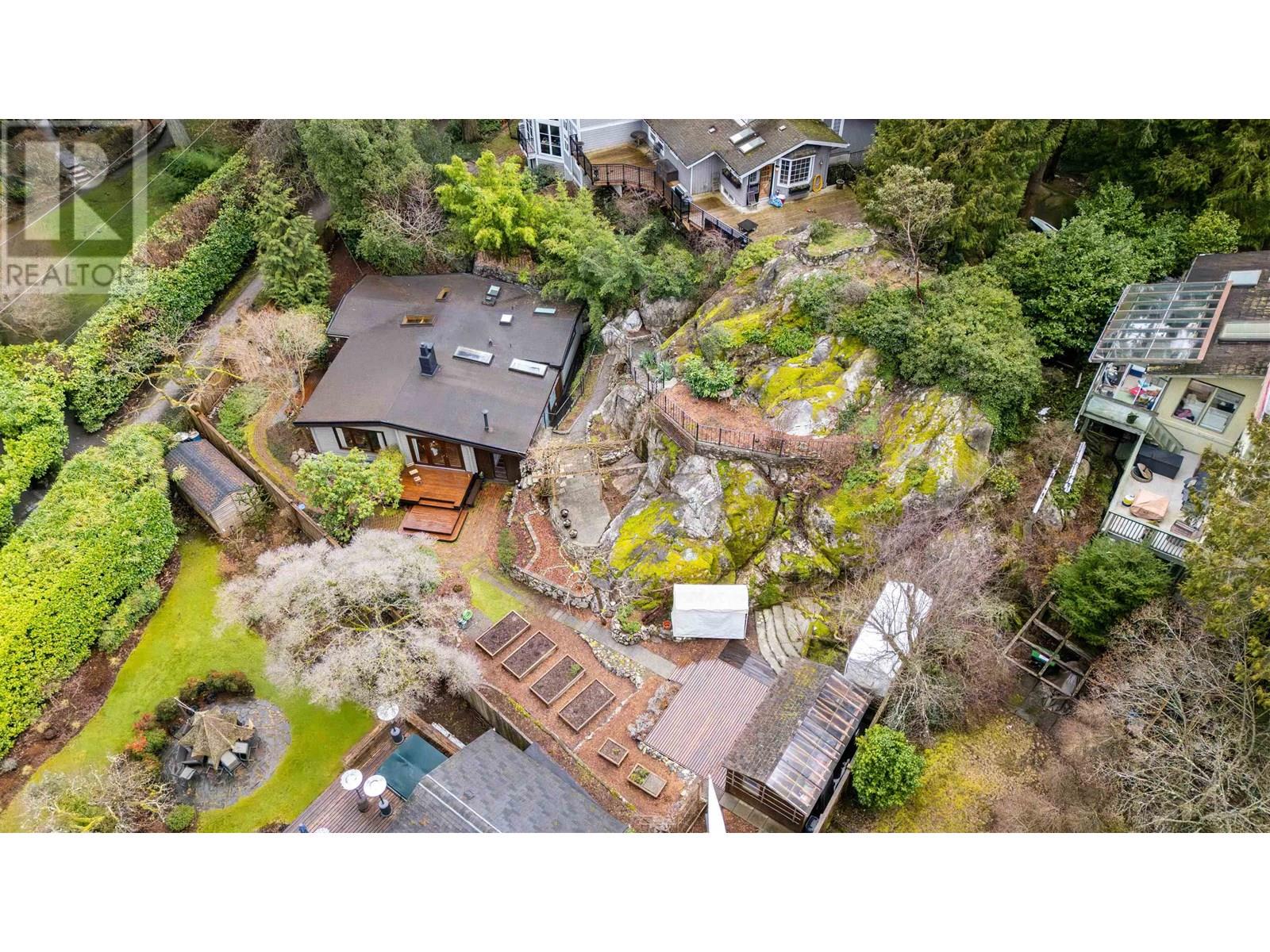 5817 Eagle Island, West Vancouver, British Columbia  V7W 1V6 - Photo 33 - R3020861