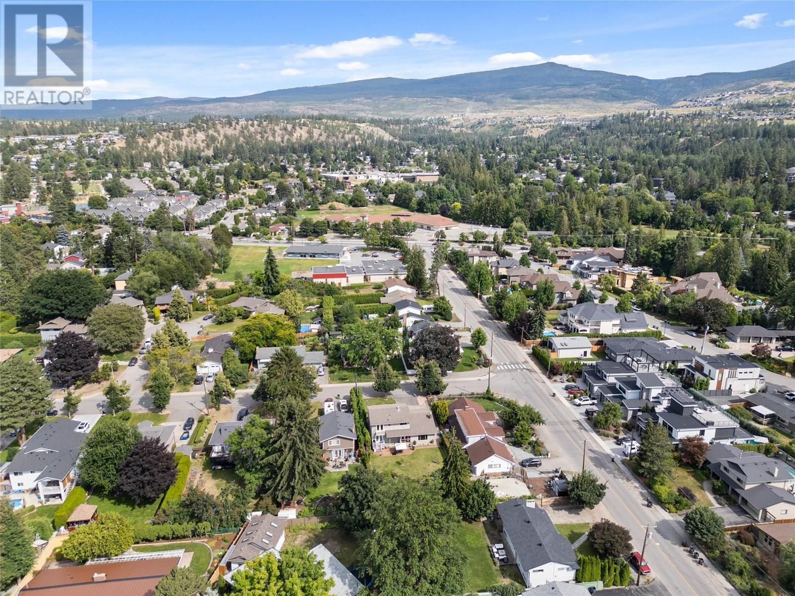4492 Swaisland Road, Kelowna, British Columbia  V1W 1Y7 - Photo 35 - 10353865