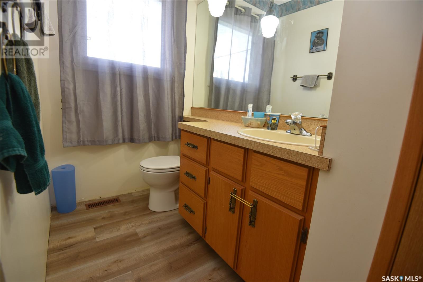 530 Rupert Crescent, Codette, Saskatchewan  S0E 0P0 - Photo 25 - SK011004