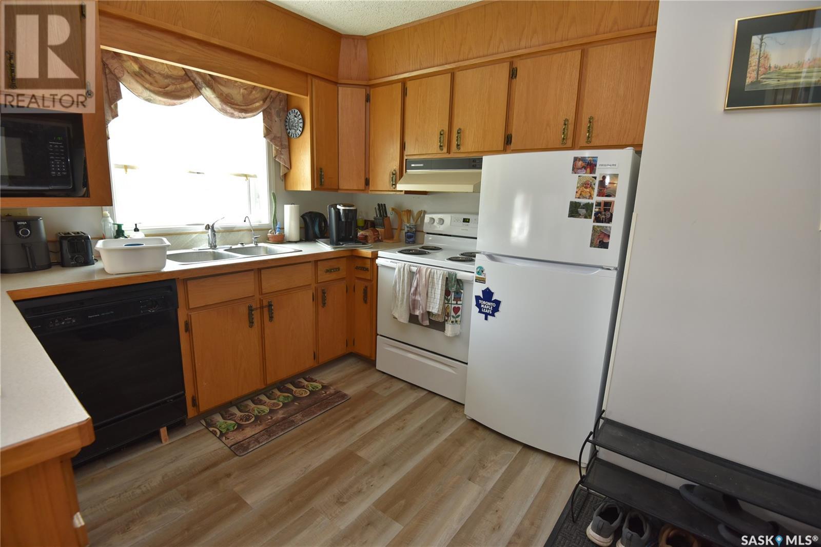 530 Rupert Crescent, Codette, Saskatchewan  S0E 0P0 - Photo 9 - SK011004