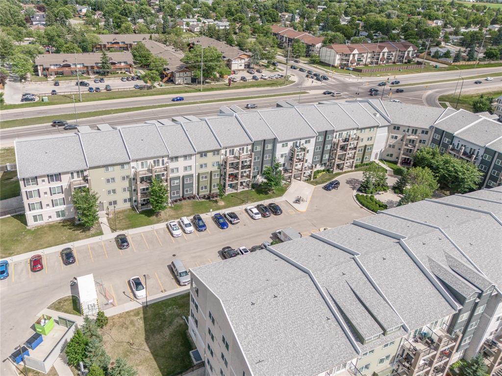 138 25 Bridgeland Drive, Winnipeg, Manitoba  R3Y 0K5 - Photo 3 - 202517205