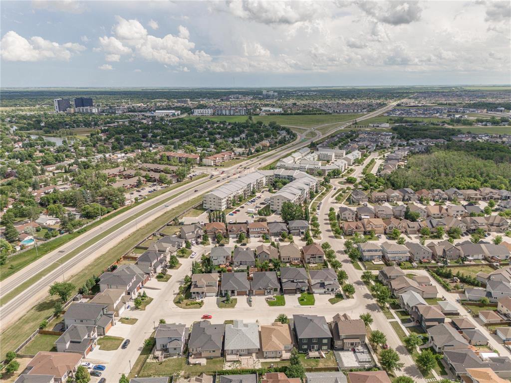 138 25 Bridgeland Drive, Winnipeg, Manitoba  R3Y 0K5 - Photo 4 - 202517205