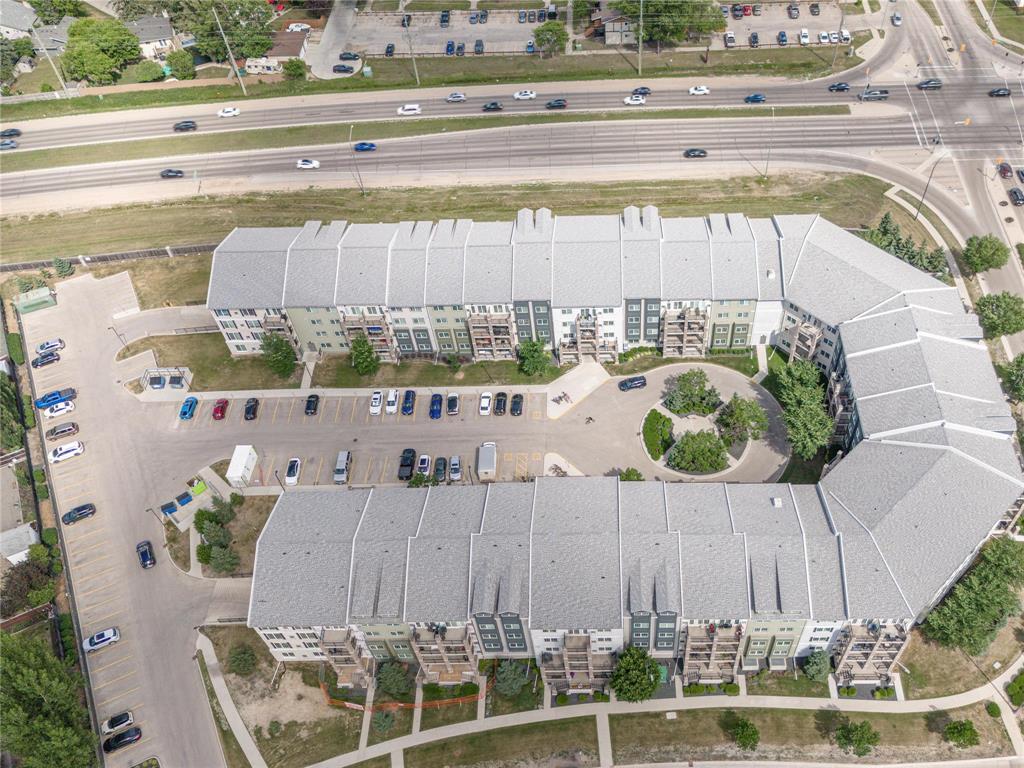 138 25 Bridgeland Drive, Winnipeg, Manitoba  R3Y 0K5 - Photo 5 - 202517205