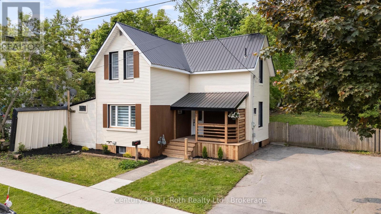Property at 17 DOUGLAS STREET image 2