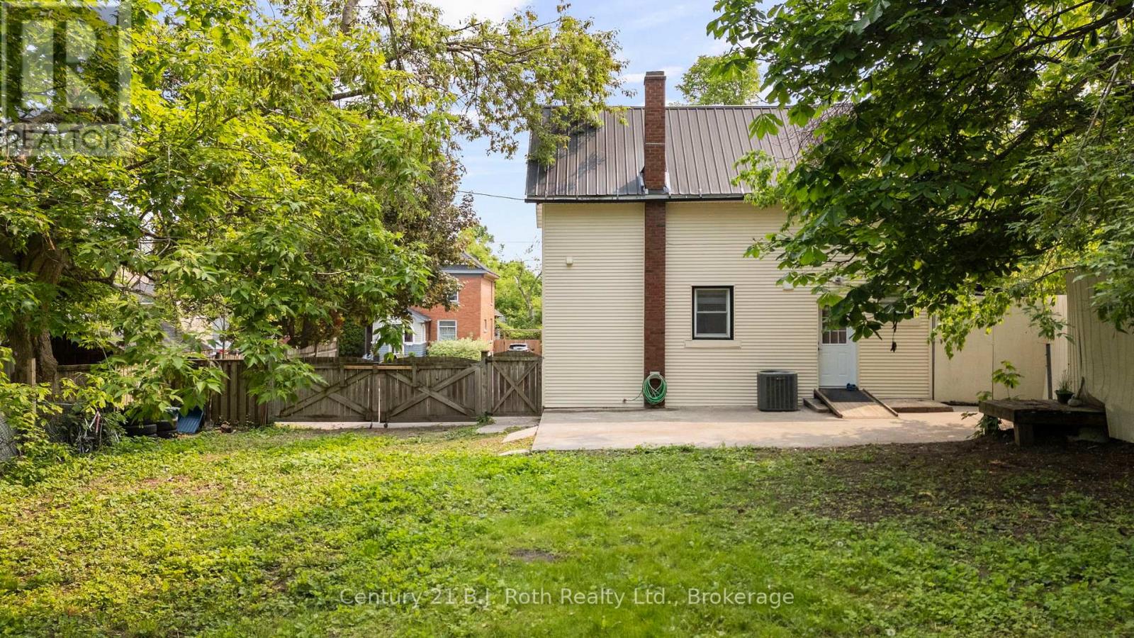 Property at 17 DOUGLAS STREET image 4