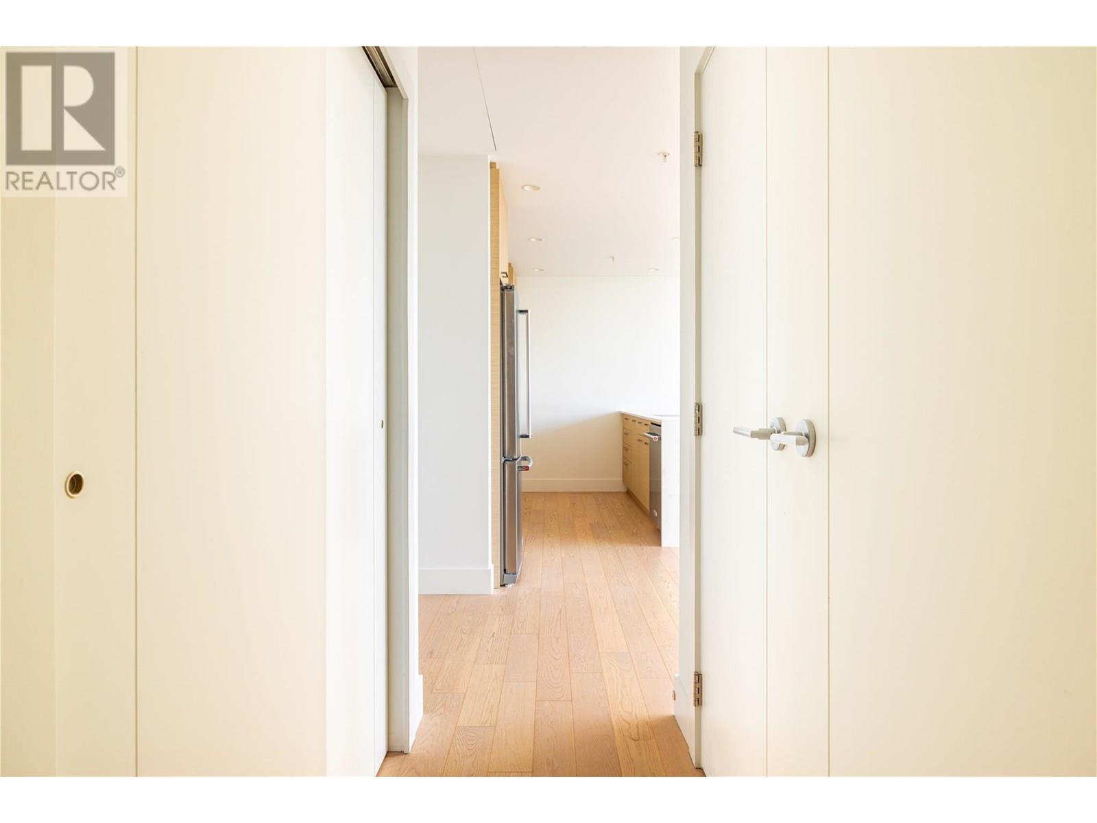 1181 Sunset Drive Unit# 402, Kelowna, British Columbia  V1Y 0L4 - Photo 27 - 10354215