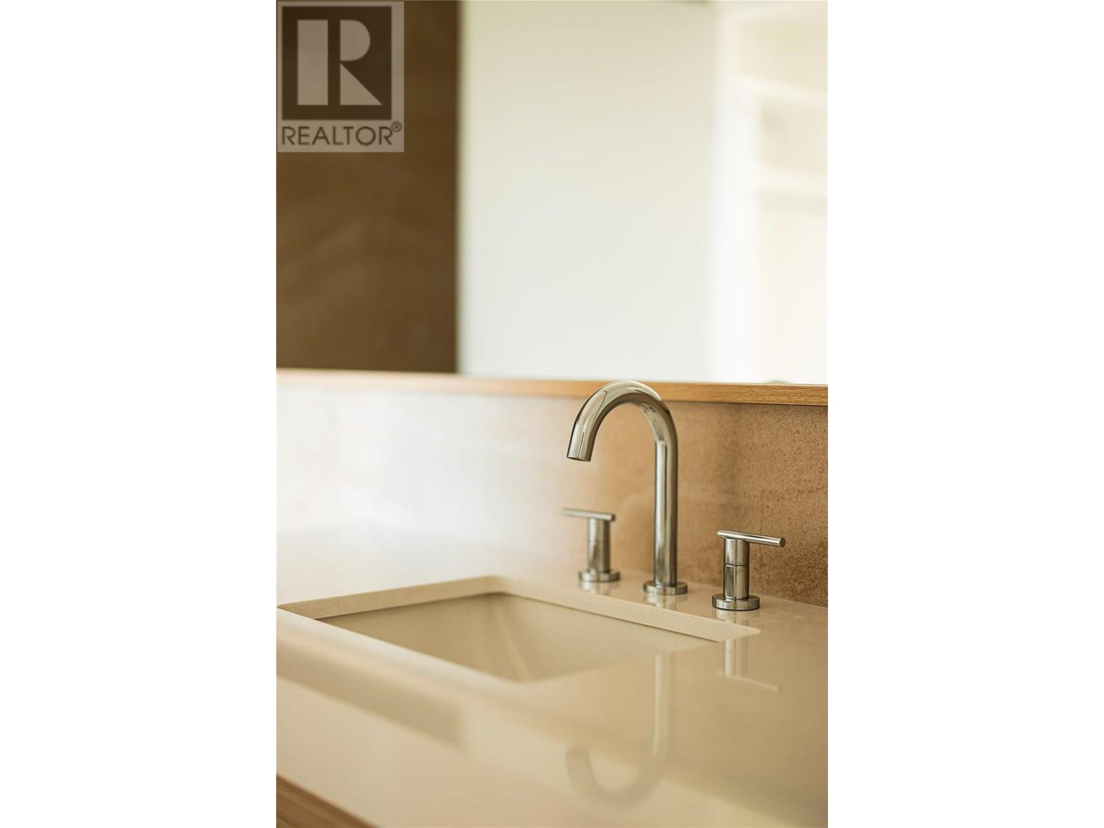 1181 Sunset Drive Unit# 402, Kelowna, British Columbia  V1Y 0L4 - Photo 33 - 10354215