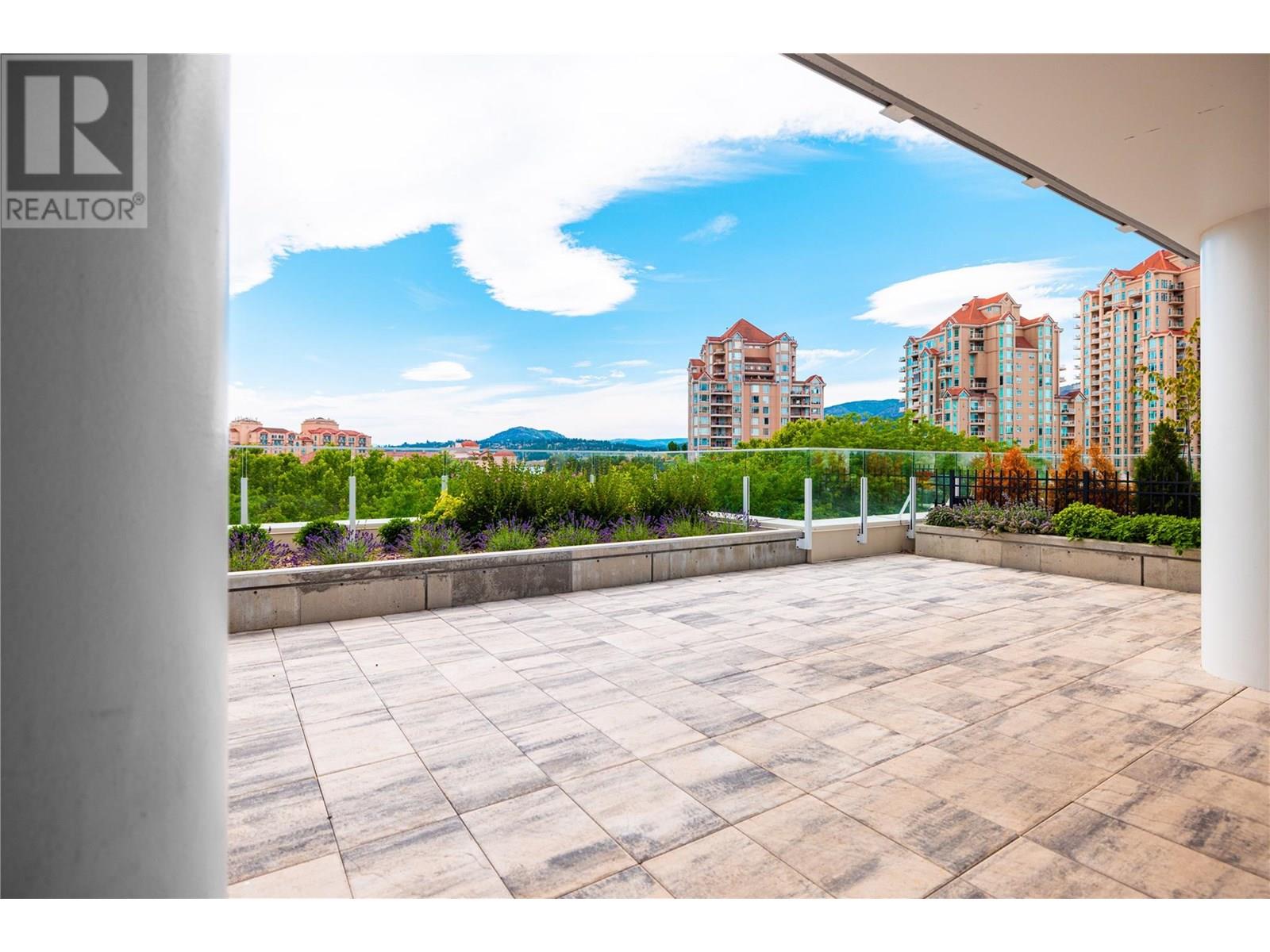 1181 Sunset Drive Unit# 402, Kelowna, British Columbia  V1Y 0L4 - Photo 4 - 10354215