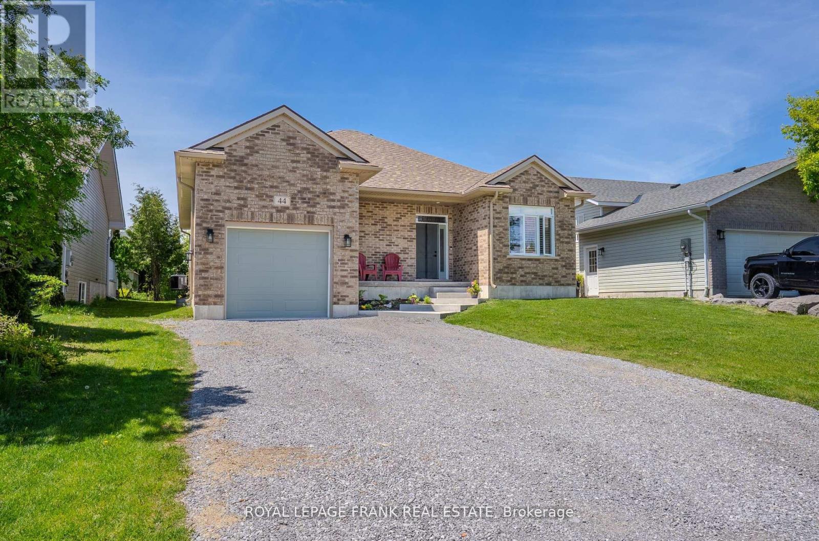 Property at 44 BIRCH CRESCENT image 5