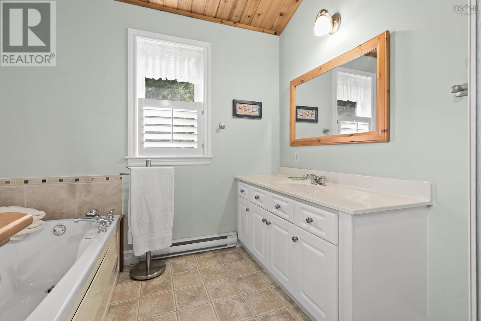135 Borgels Shore Drive, Chester Basin, Nova Scotia  B0J 1K0 - Photo 24 - 202511618