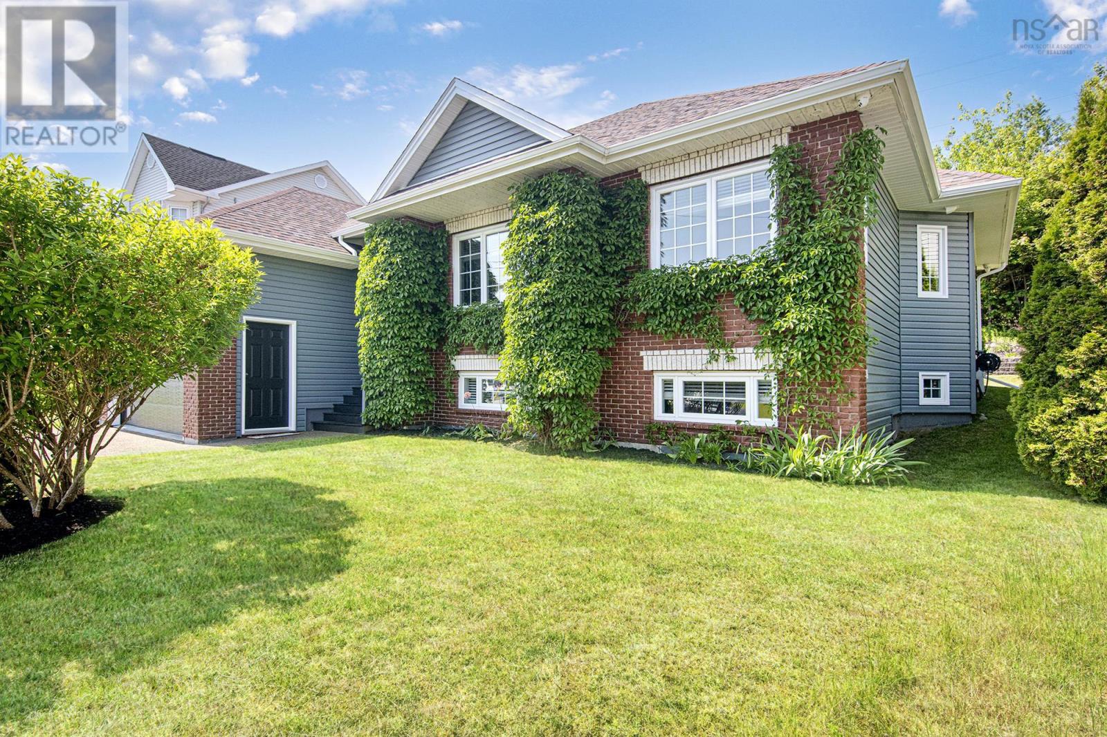 Property at 27 Stone Gate Court image 1