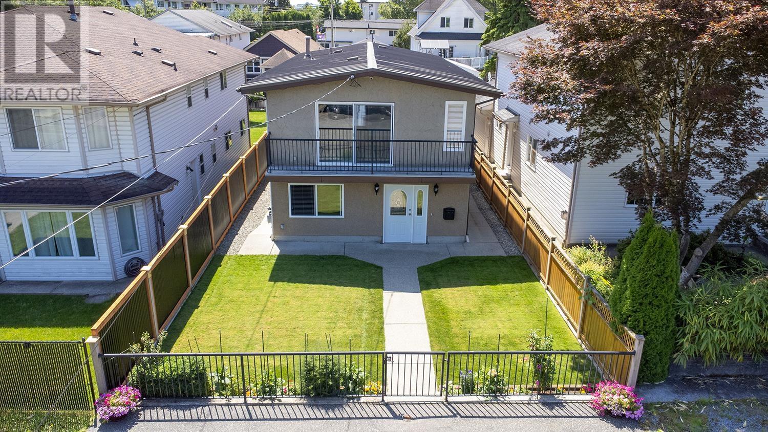 Property at 2142 GRANT AVENUE image 2