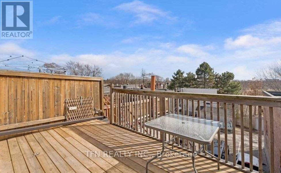 1279-1281 Gerrard Street E, Toronto (Greenwood-Coxwell), Ontario  M4L 1Y5 - Photo 7 - E12270469