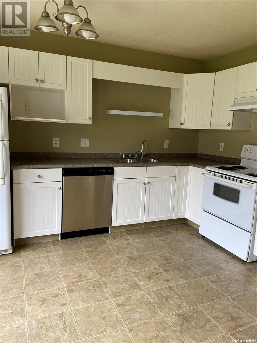 Property at 60 4500 Child AVENUE image 3
