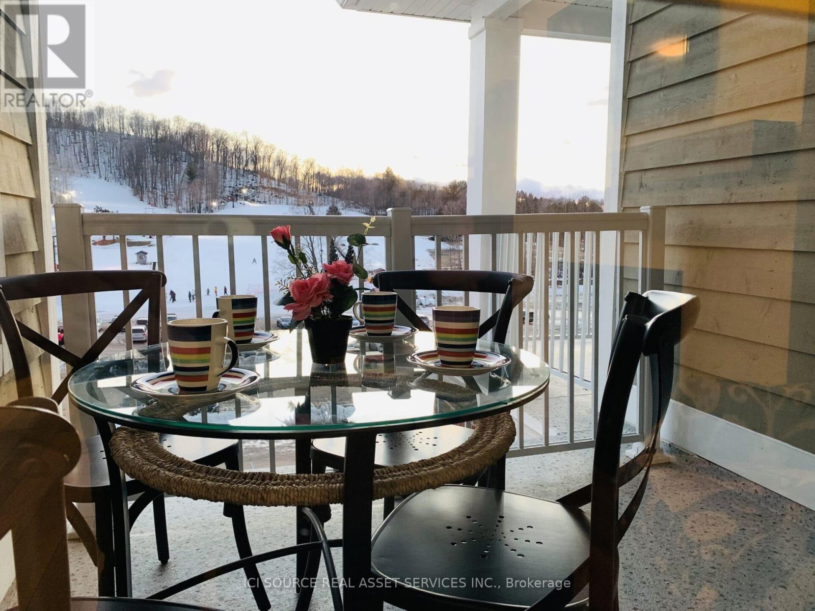405 - 40 Horseshoe Boulevard, Oro-Medonte (Horseshoe Valley), Ontario  L4M 4Y8 - Photo 12 - S12270485