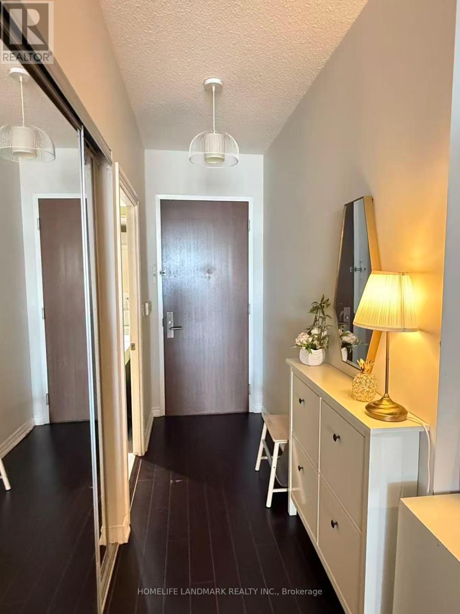 5603 - 386 Yonge Street, Toronto (Bay Street Corridor), Ontario  M5B 0A5 - Photo 10 - C12270708