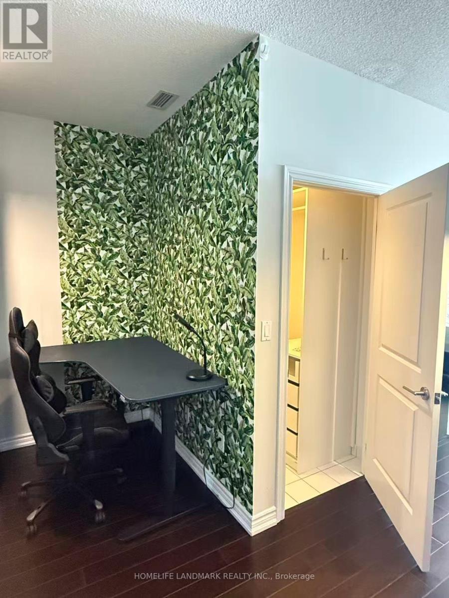 5603 - 386 Yonge Street, Toronto (Bay Street Corridor), Ontario  M5B 0A5 - Photo 13 - C12270708