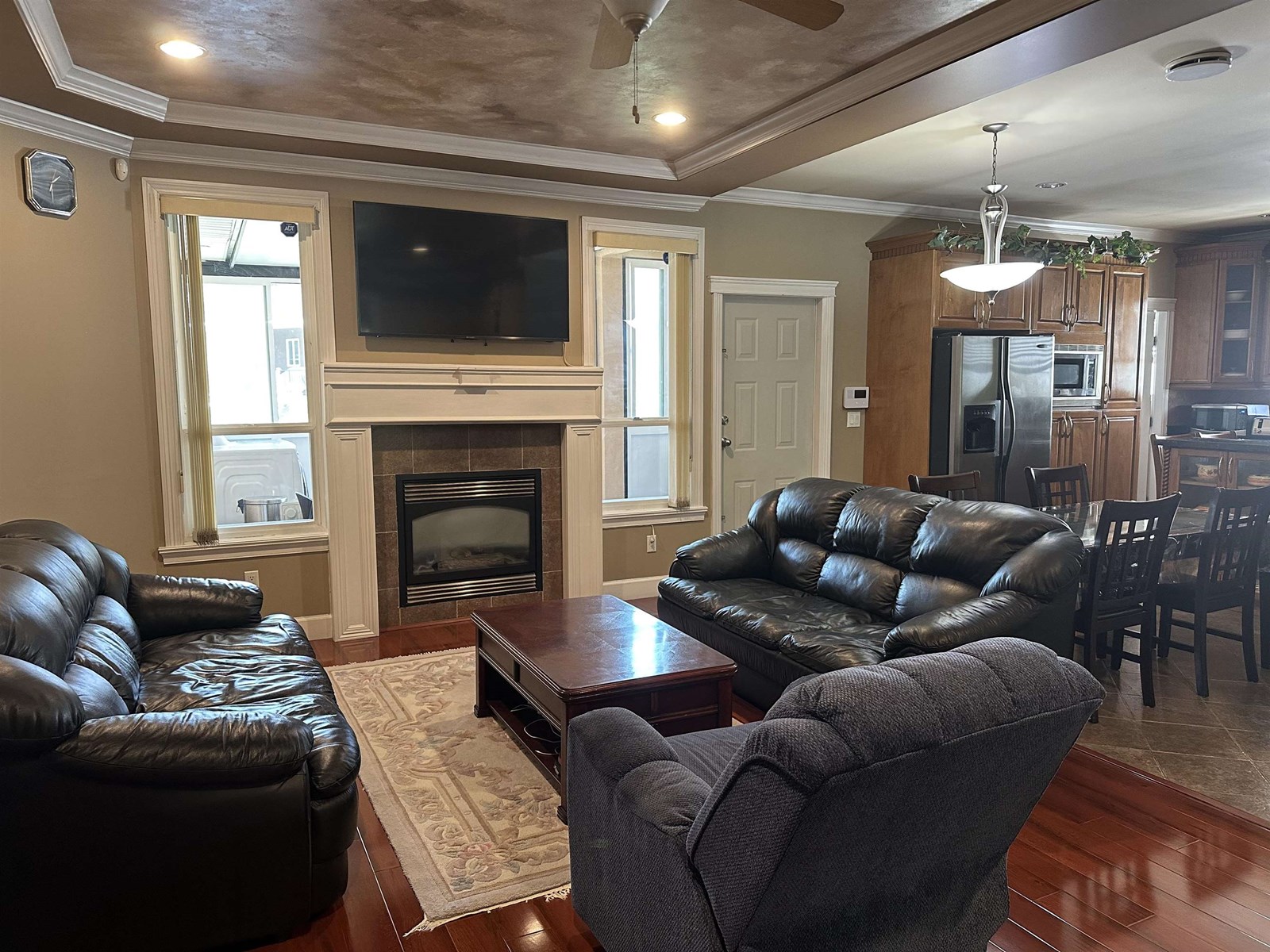 Property at 7021 132 STREET image 5