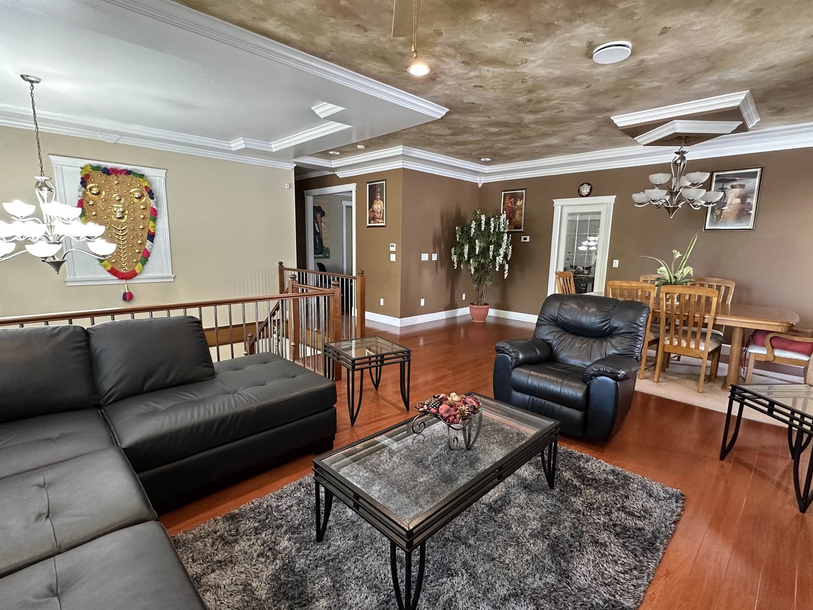 Property at 7021 132 STREET image 3