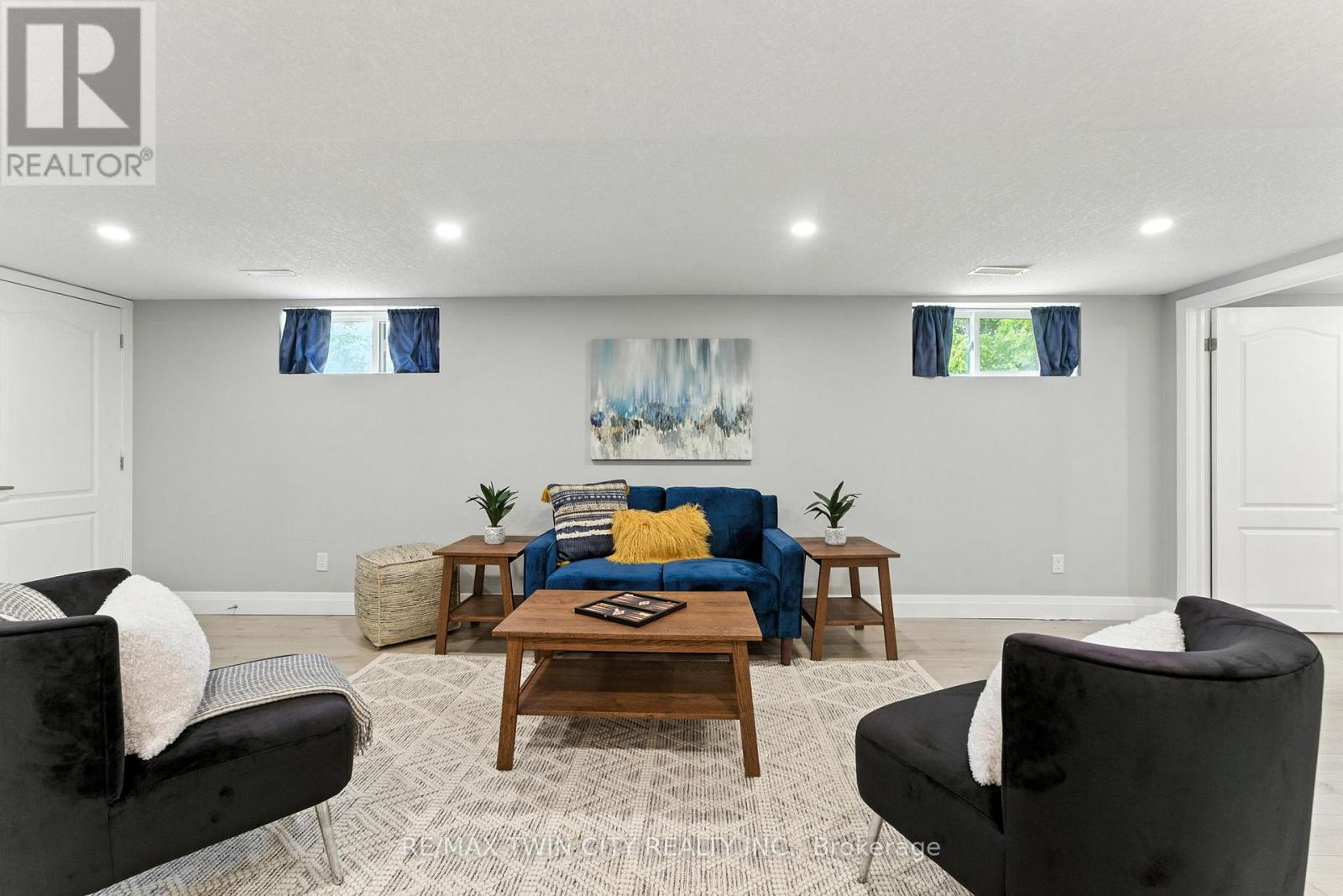 1574 Clyde Road, North Dumfries, Ontario  N1R 5S7 - Photo 40 - X12270477