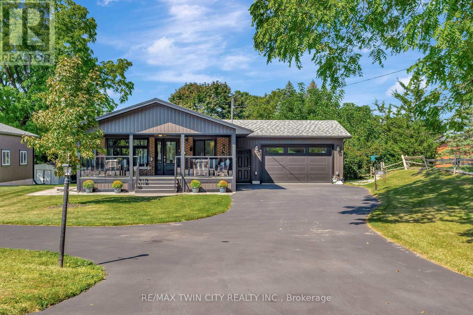 1574 Clyde Road, North Dumfries, Ontario  N1R 5S7 - Photo 5 - X12270477