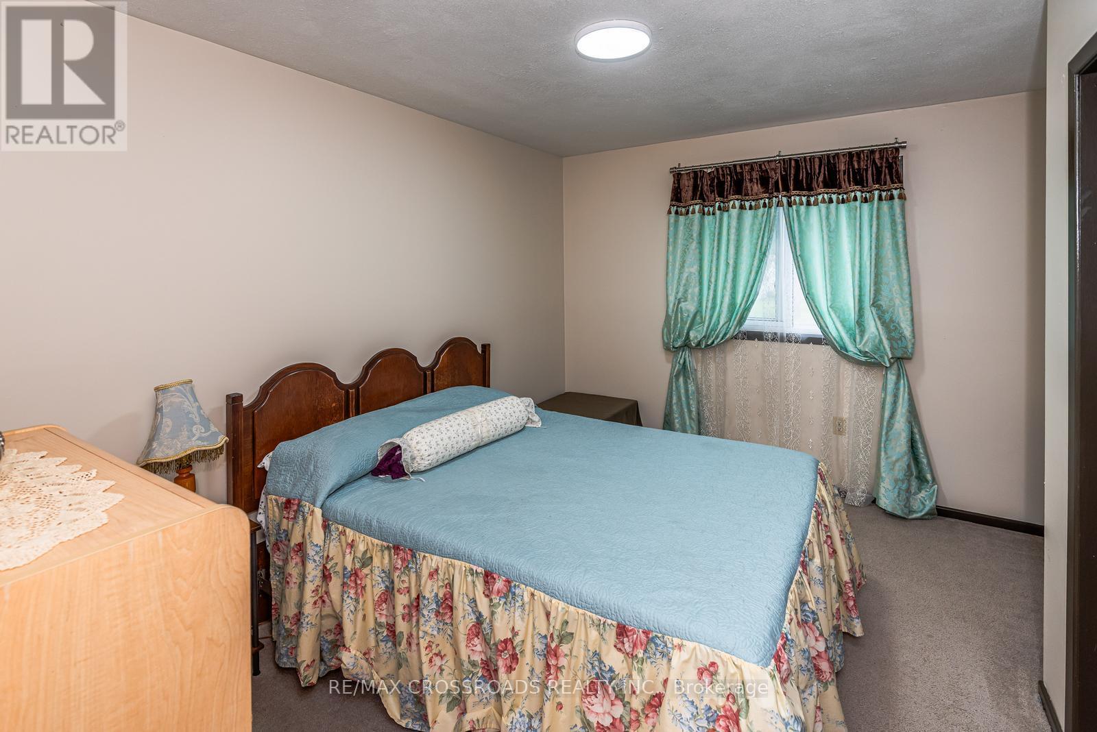 9910 Morning Glory Road, Georgina, Ontario  L0E 1N0 - Photo 14 - N12270552