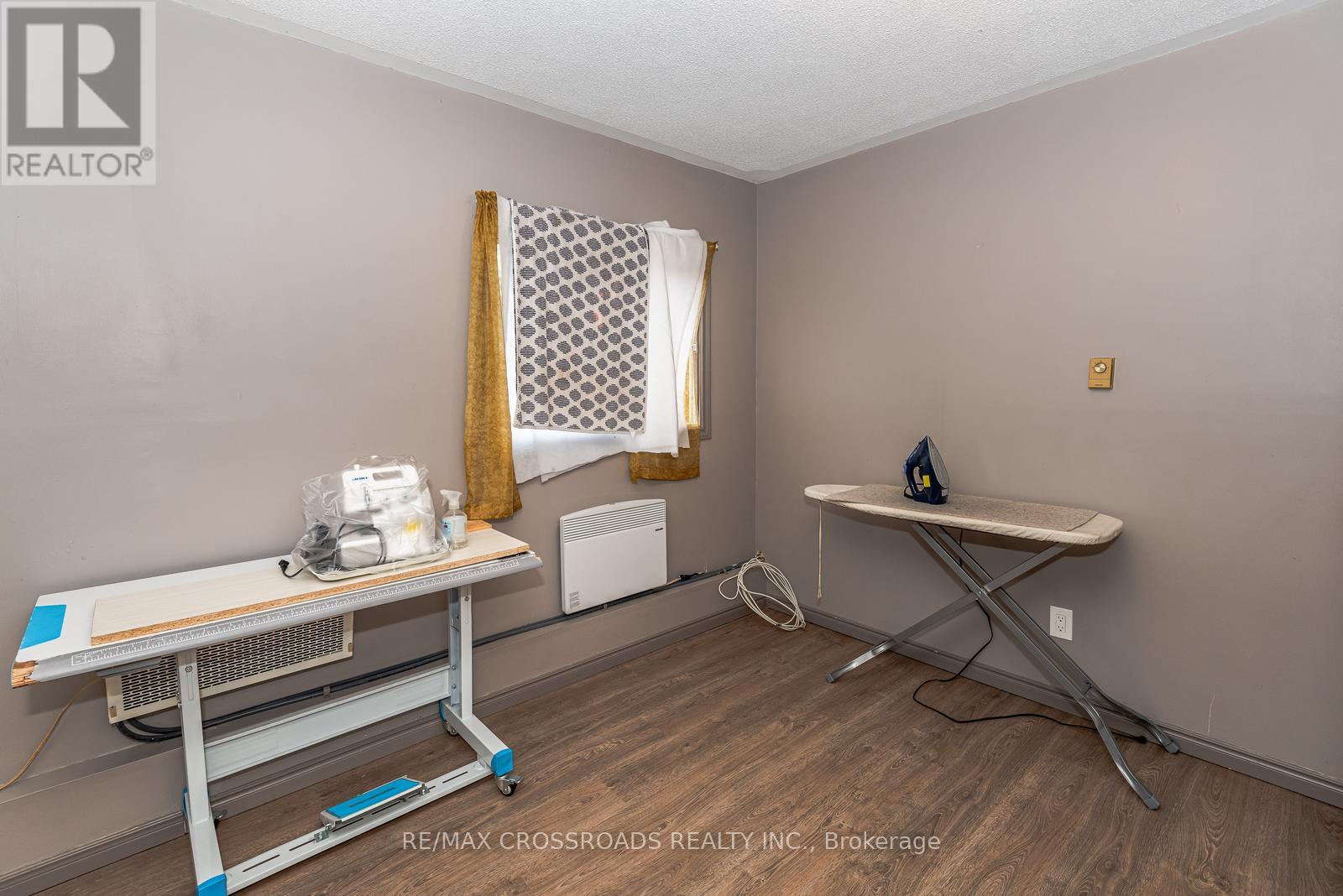 9910 Morning Glory Road, Georgina, Ontario  L0E 1N0 - Photo 25 - N12270552