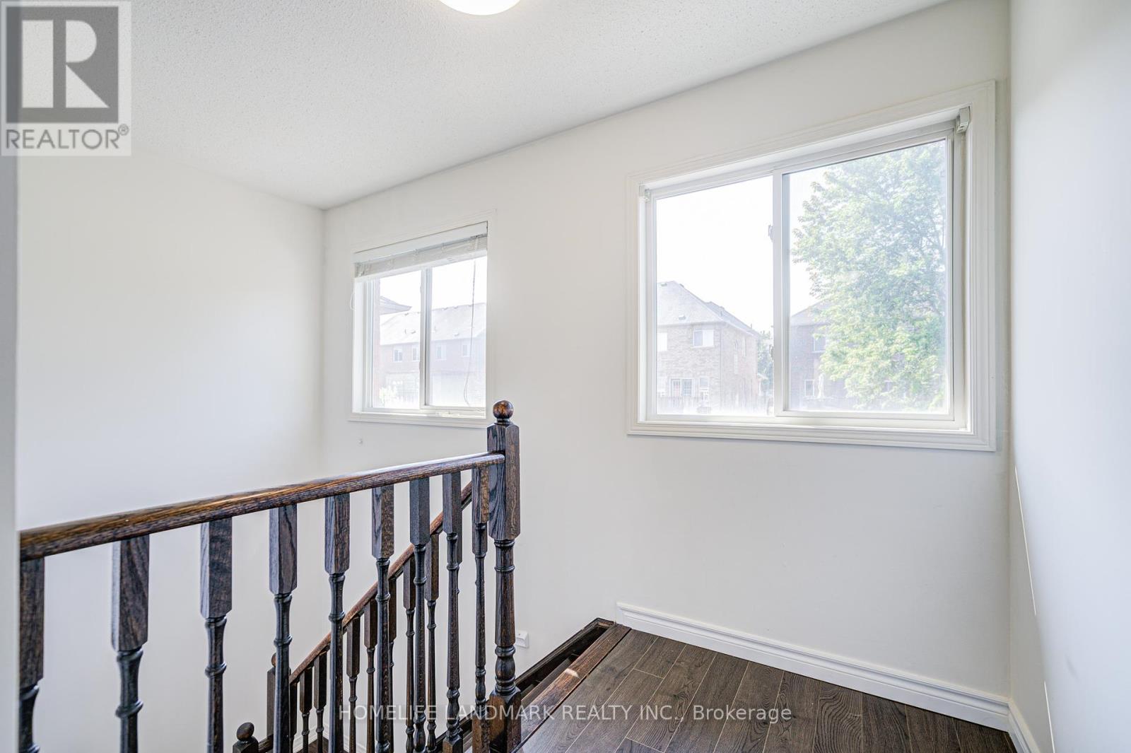 55 Lewis Honey Drive, Aurora, Ontario  L4G 0J4 - Photo 14 - N12270559