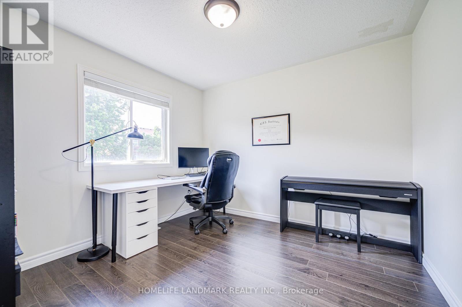 55 Lewis Honey Drive, Aurora, Ontario  L4G 0J4 - Photo 15 - N12270559