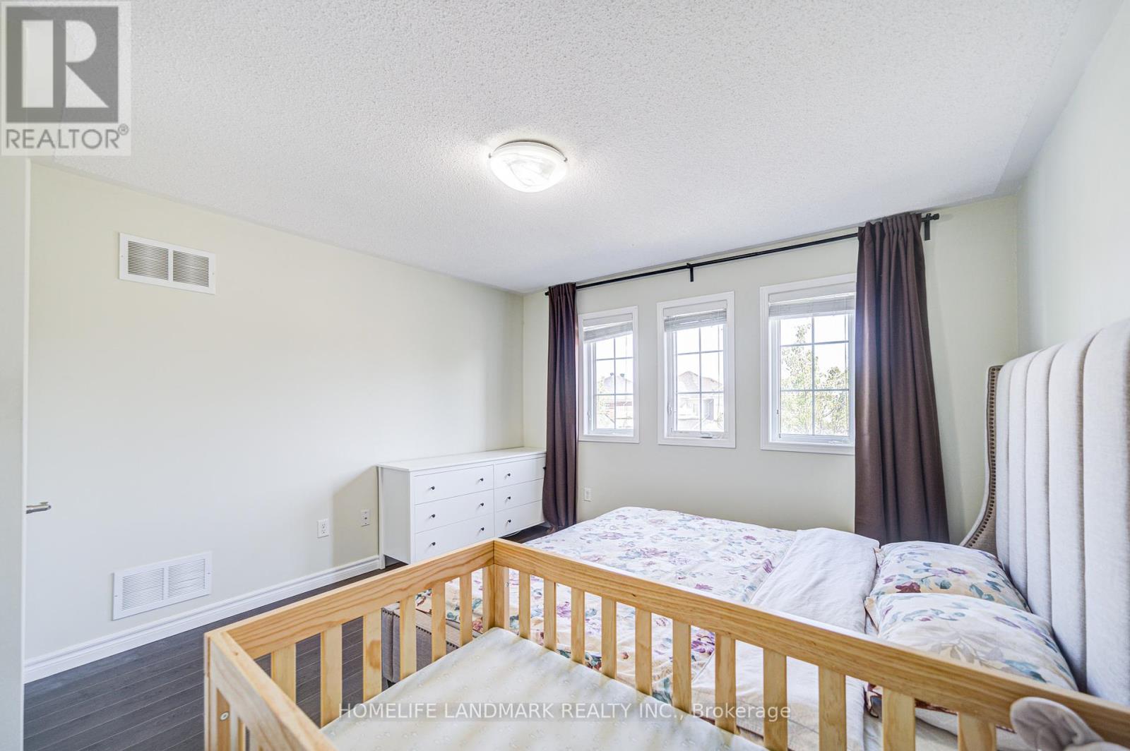 55 Lewis Honey Drive, Aurora, Ontario  L4G 0J4 - Photo 20 - N12270559
