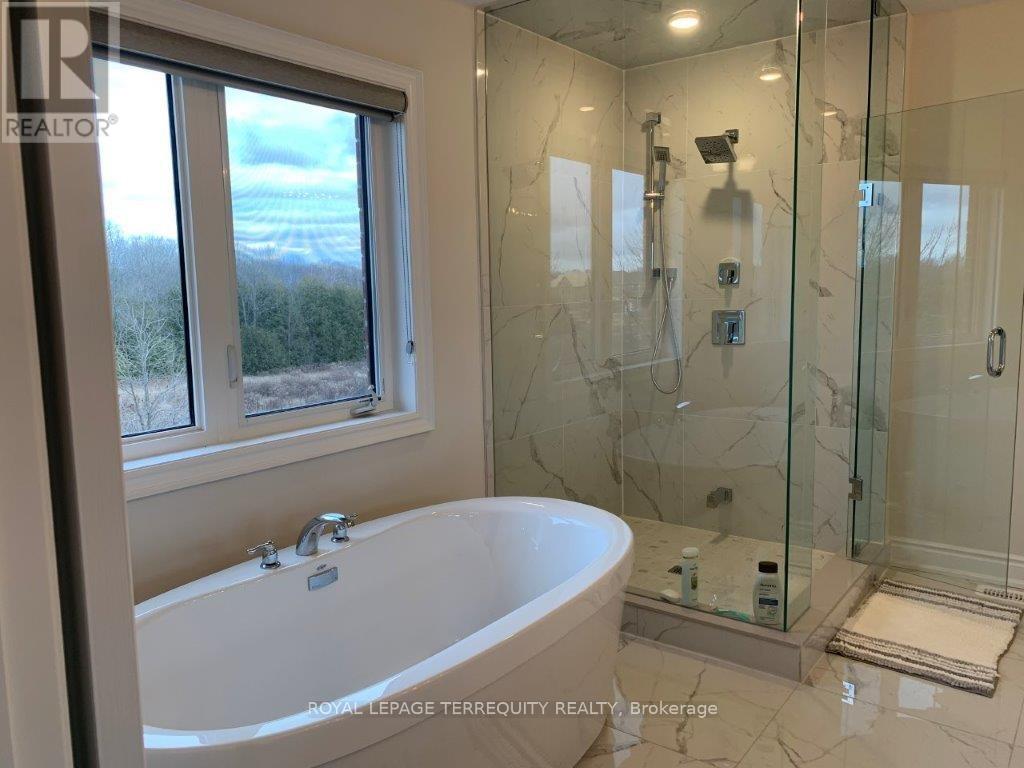 87 Big Canoe Drive, Georgina (Sutton & Jackson's Point), Ontario  L0E 1R0 - Photo 13 - N12270633