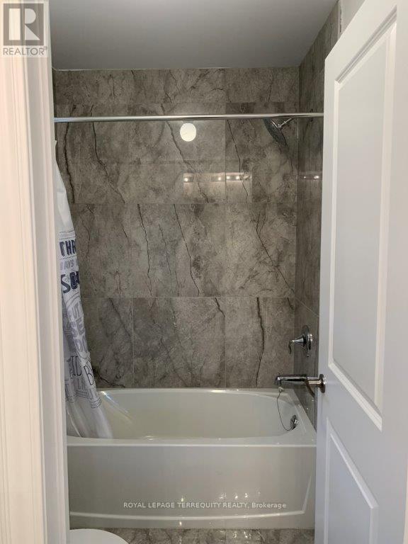 87 Big Canoe Drive, Georgina (Sutton & Jackson's Point), Ontario  L0E 1R0 - Photo 17 - N12270633