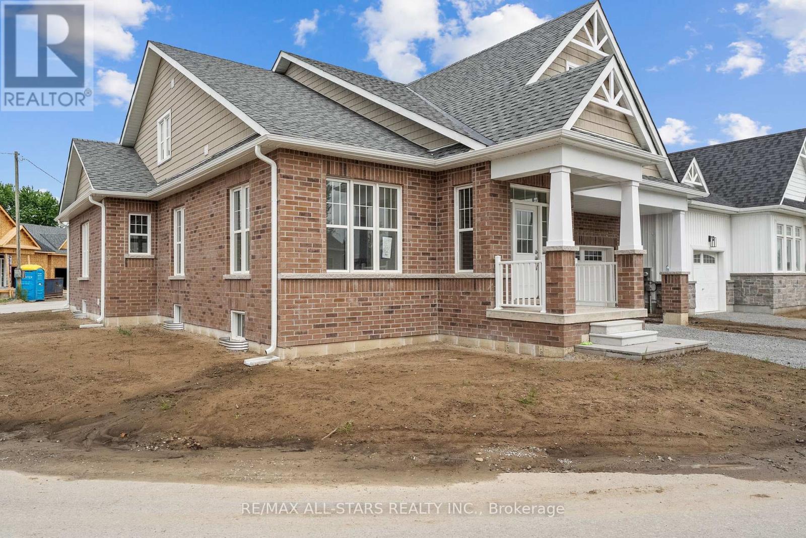 Property at 4 PALMIRA DRIVE image 2