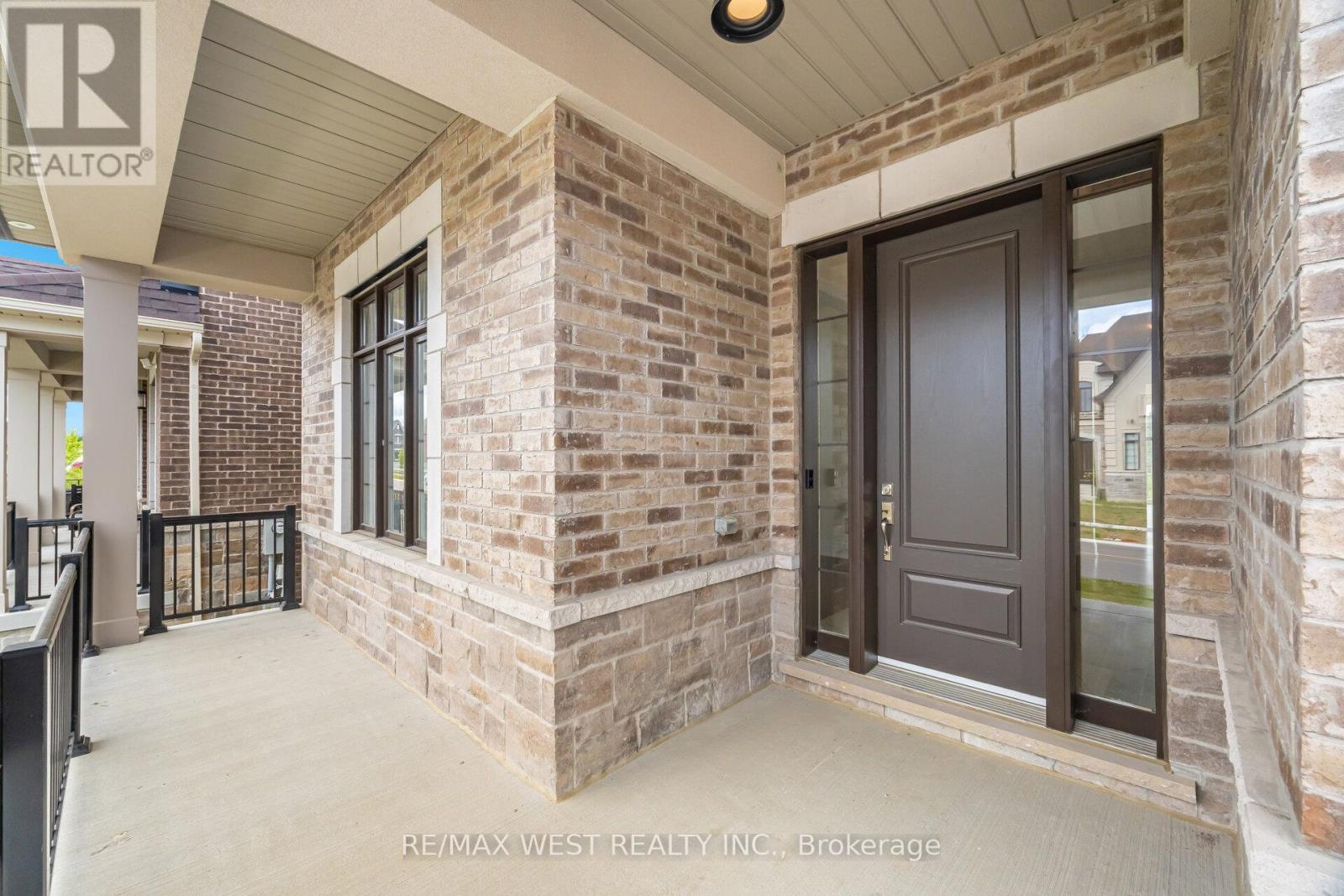 Property at 193 MCMICHAEL AVENUE image 3