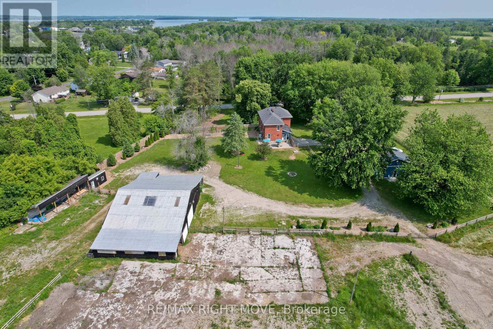 51 Balsam Road, Ramara, Ontario  L3V 0K8 - Photo 17 - S12270560