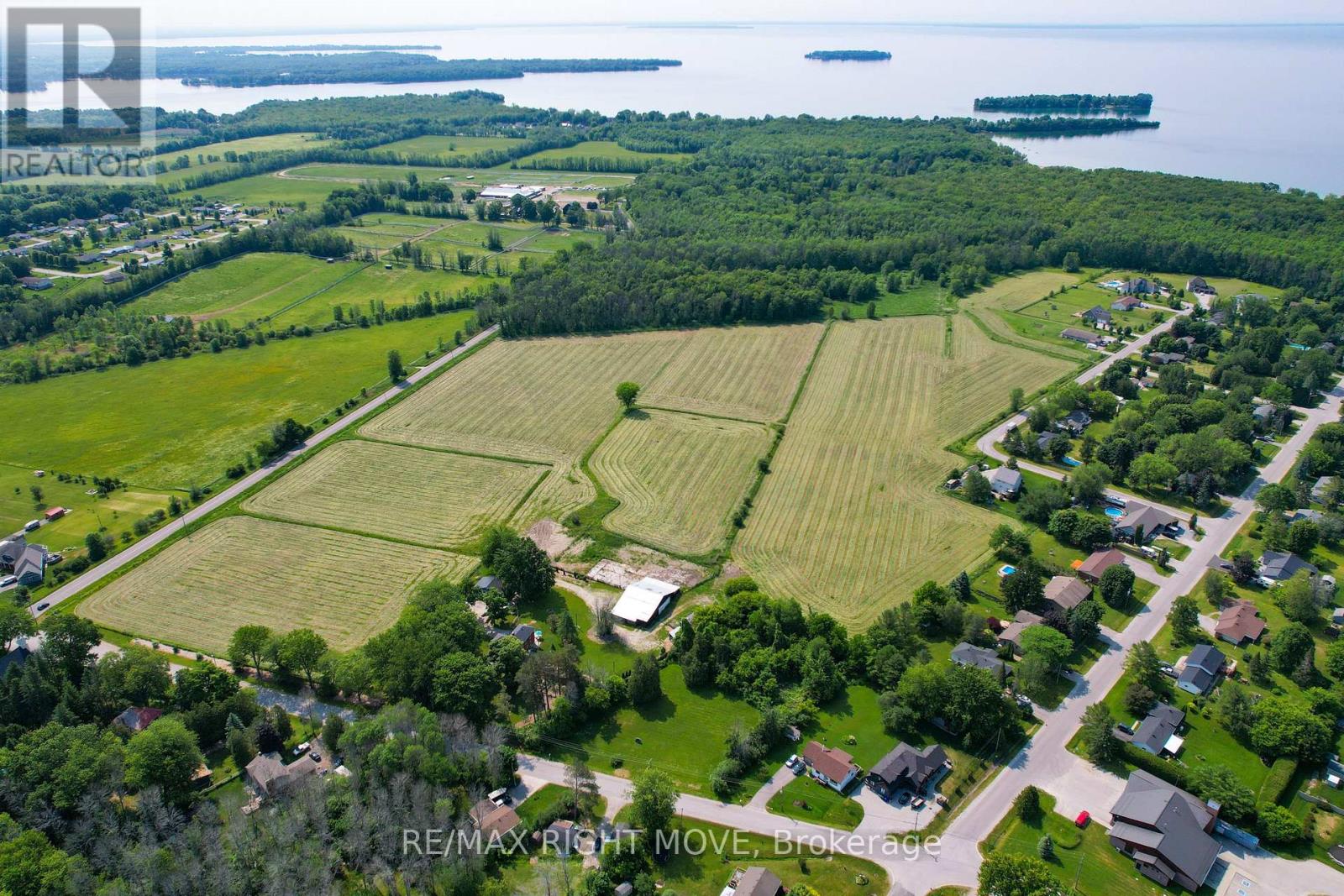 51 Balsam Road, Ramara, Ontario  L3V 0K8 - Photo 6 - S12270560