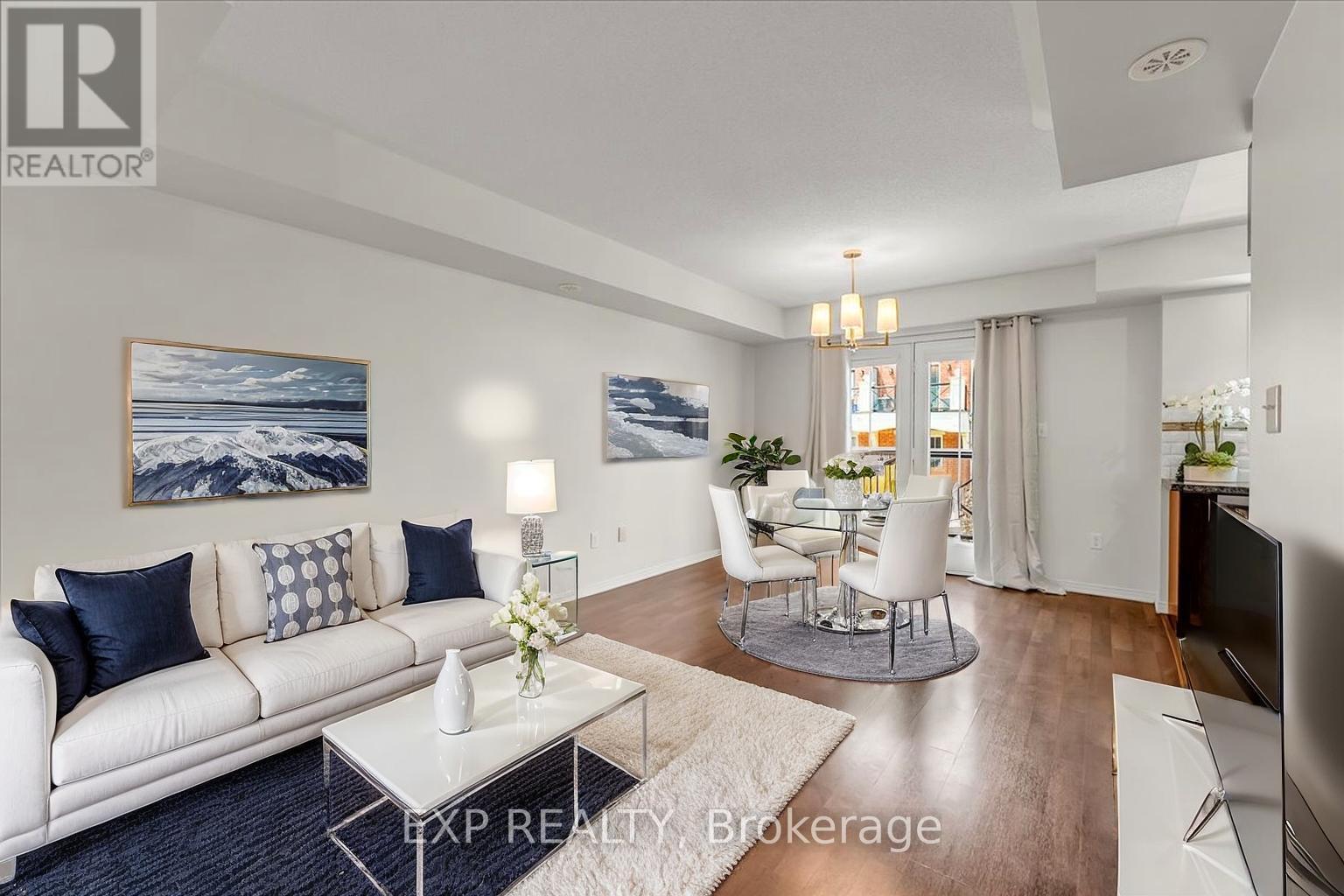 Property at 14 - 2468 POST ROAD image 1