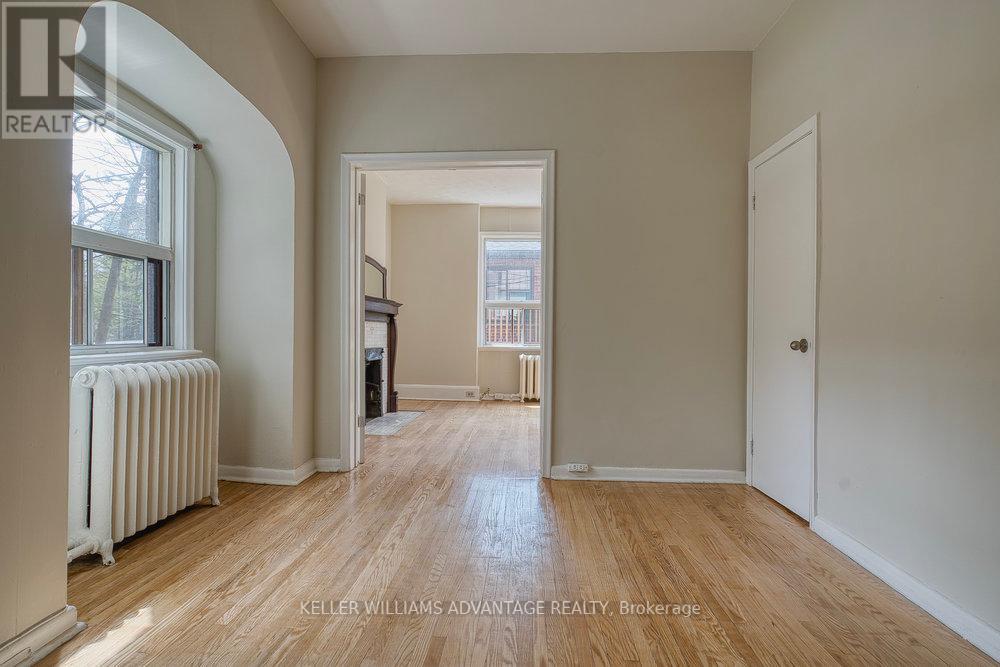 24 Indian Road Crescent, Toronto, Ontario  M6P 2G1 - Photo 13 - W12270676