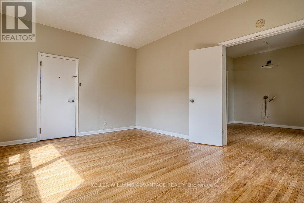 24 Indian Road Crescent, Toronto, Ontario  M6P 2G1 - Photo 17 - W12270676