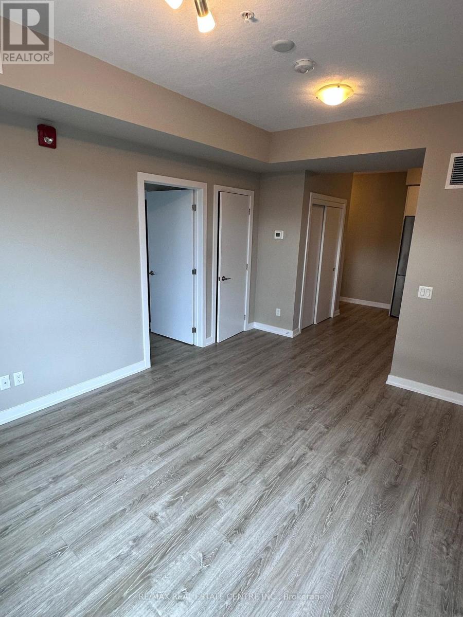 313 - 10 Esplanade Lane, Grimsby, Ontario  L3M 0H1 - Photo 10 - X12270610