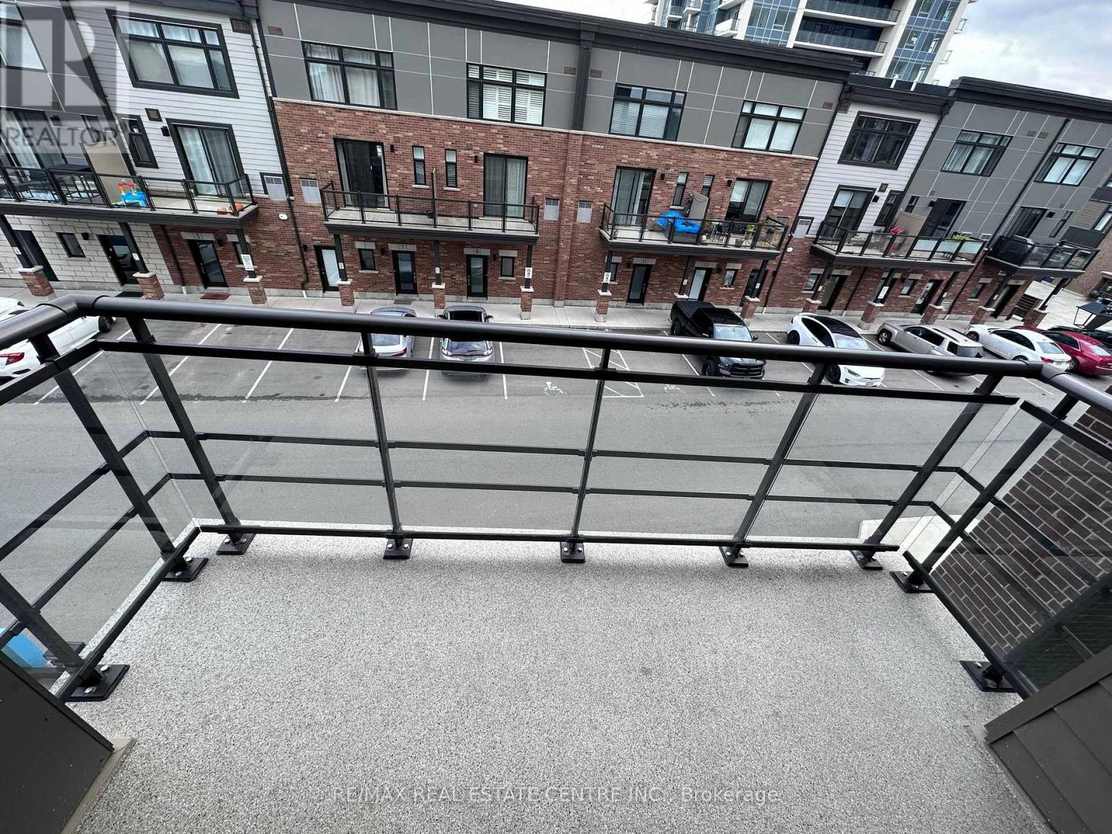 313 - 10 Esplanade Lane, Grimsby, Ontario  L3M 0H1 - Photo 11 - X12270610