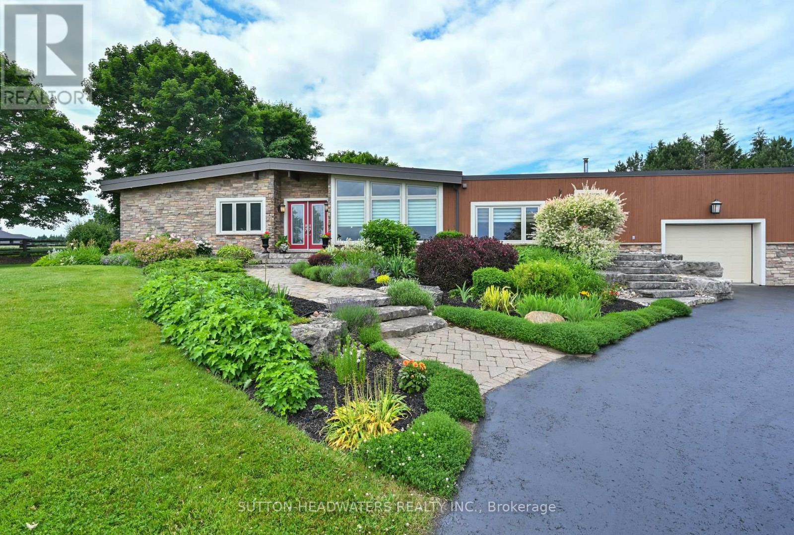 Property at 064349 COUNTY RD 3 image 2
