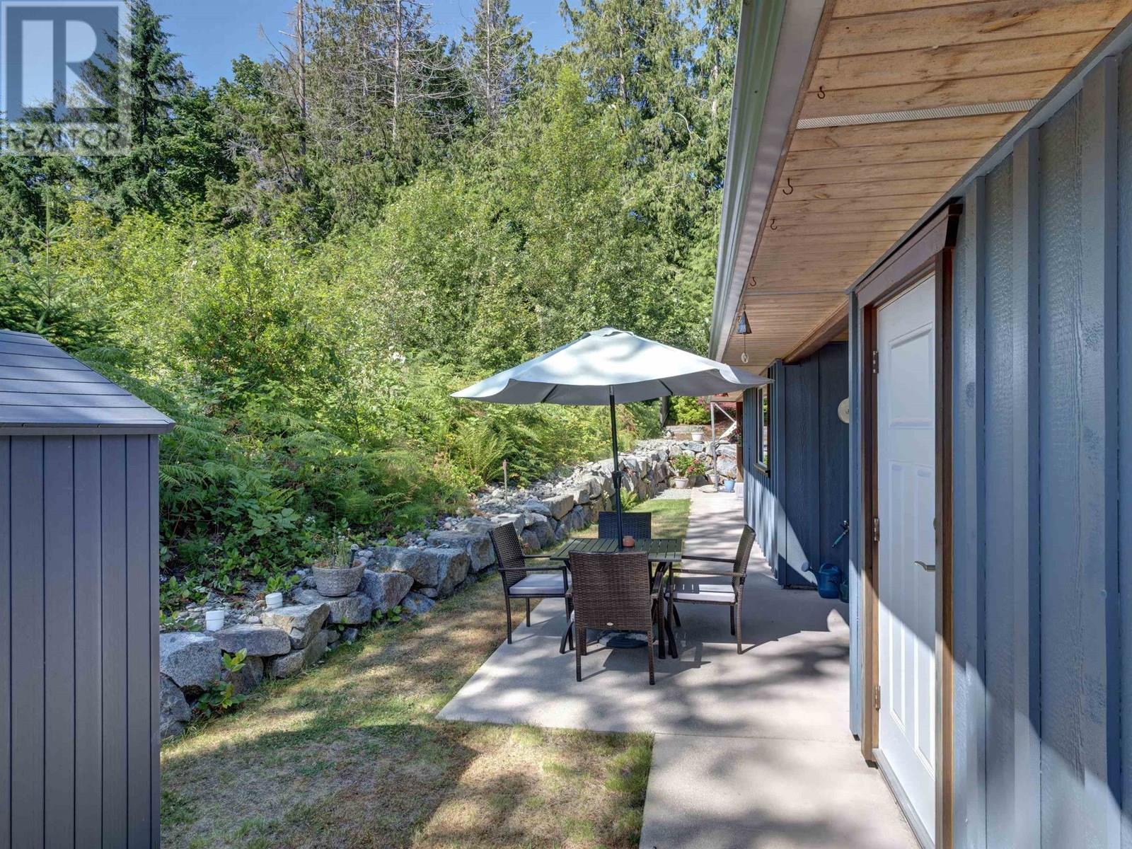 Property at 5859 MEDUSA STREET image 3