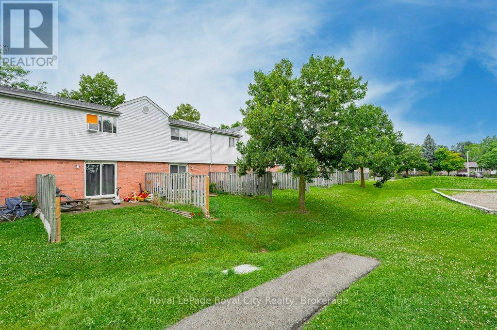 8 - 40 Imperial Road N, Guelph, Ontario  N1H 8B4 - Photo 4 - X12270770