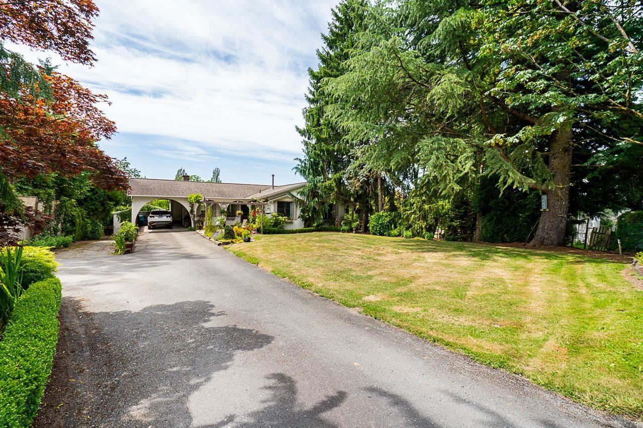 Property at 7485 185 STREET image 2