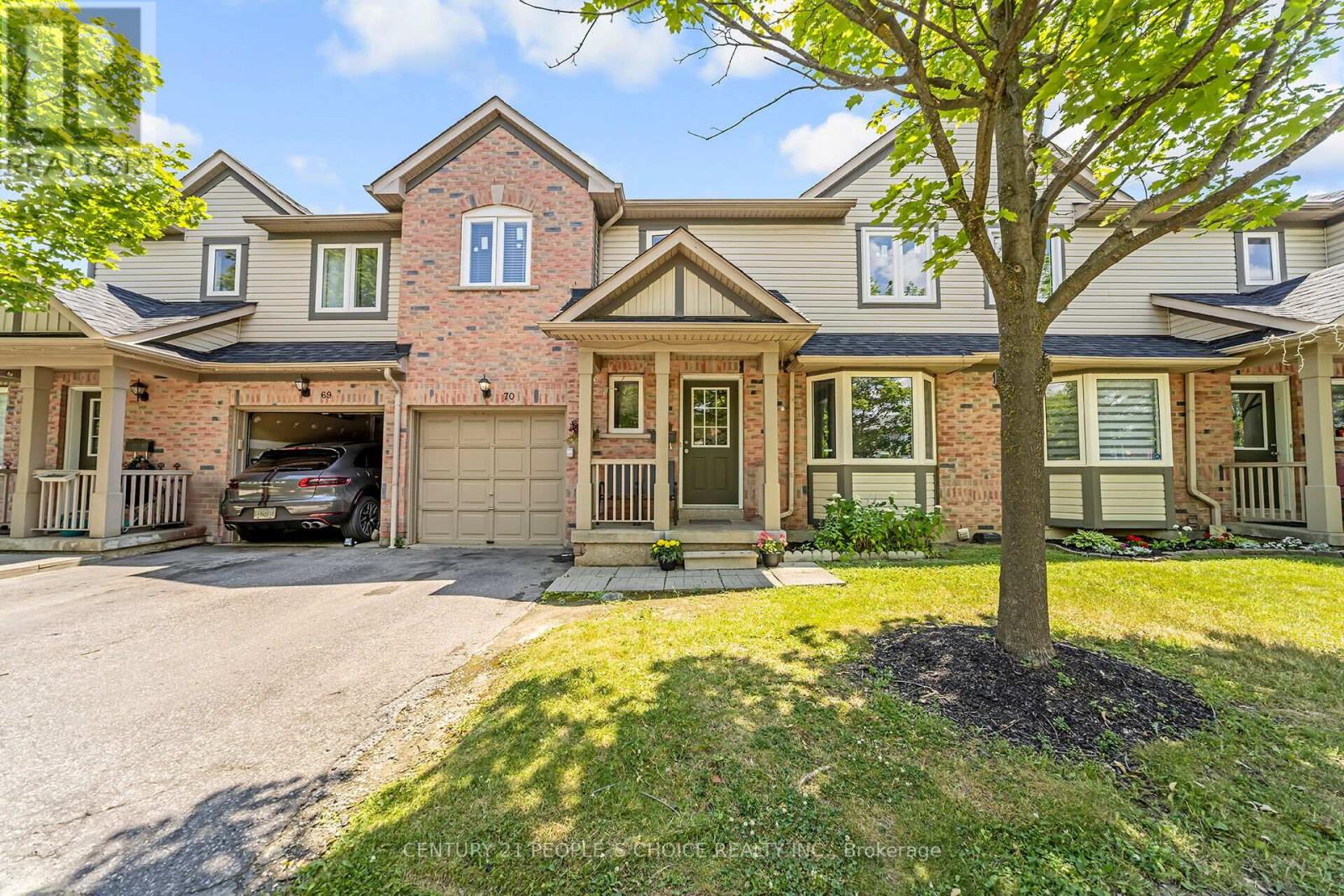 Property at 70 - 5255 GUILDWOOD WAY image 3